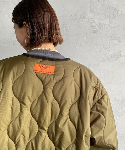 UNIVERSAL OVERALL（ユニバーサルオーバーオール）の「【men's FUDGE 3月号掲載】[UNIVERSAL OVERALL/ユニバーサルオーバーオール] 別注 キルティングライナージャケット（ミリタリージャケット・レディース・ブラック/オリーブ・M/L）」の15枚目の写真