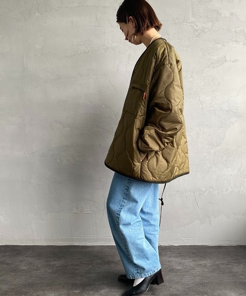 UNIVERSAL OVERALL（ユニバーサルオーバーオール）の「【men's FUDGE 3月号掲載】[UNIVERSAL OVERALL/ユニバーサルオーバーオール] 別注 キルティングライナージャケット（ミリタリージャケット・レディース・ブラック/オリーブ・M/L）」の12枚目の写真