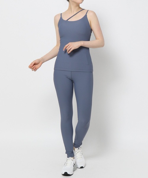 HEREIAM（ヘレイアム）の「【HEREIAM】斜めストラップキャミ(カップ付き)（キャミソール・レディース・ブラック/ブルー・SMALL/MEDIUM/LARGE）」の11枚目の写真