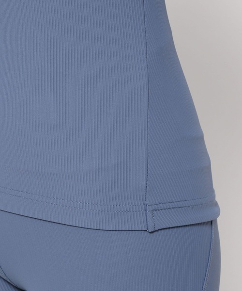 HEREIAM（ヘレイアム）の「【HEREIAM】斜めストラップキャミ(カップ付き)（キャミソール・レディース・ブラック/ブルー・SMALL/MEDIUM/LARGE）」の12枚目の写真