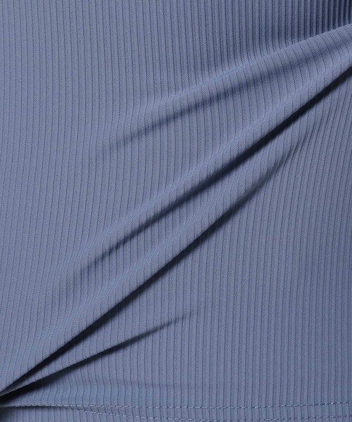 HEREIAM（ヘレイアム）の「【HEREIAM】斜めストラップキャミ(カップ付き)（キャミソール・レディース・ブラック/ブルー・SMALL/MEDIUM/LARGE）」の4枚目の写真