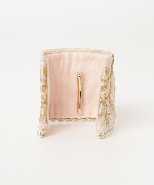 Zoule(ゾーラ)の「Zoule ゾーラ:embroidery cuff19 フラワー刺繍 カンタンアレンジヘアカフ (ヘアーカフス)(ヘアピン・レディース・ホワイト/ブラック・FREE)」の11枚目の写真