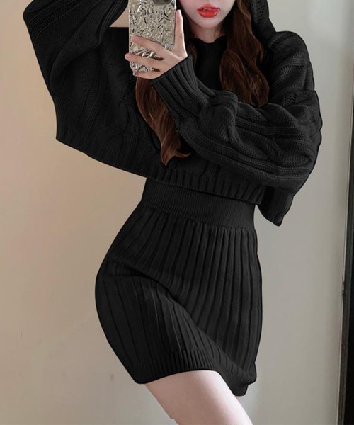 Jasmine Grandiflorum（ジャスミングランディフローラム）の「【Jasmine】ニットパーカートップス＆ニットミニスカートセットアップ (AW) (LV)（ワンピース・レディース・ベージュ/ホワイト/ブラック/グレー/ピンク/モカ/ダークブルー・FREE）」の3枚目の写真