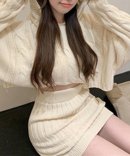 Jasmine Grandiflorum（ジャスミングランディフローラム）の「【Jasmine】ニットパーカートップス＆ニットミニスカートセットアップ (AW) (LV)（ワンピース・レディース・ベージュ/ホワイト/ブラック/グレー/ピンク/モカ/ダークブルー・FREE）」の15枚目の写真