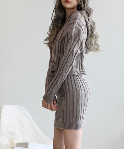 Jasmine出品 セール】【Jasmine】セクシーVネックニットトップス（ニット