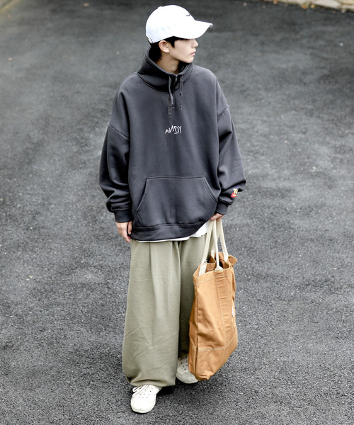 Disney（ディズニー）の「【neos -addictive design-】TOYSTORY トイストーリー ビッグシルエット バックプリント＆刺繍 モックネック ハーフジップ スウェット アノラック トレーナー（スウェット・メンズ・ブラック/ネイビー/ホワイト/グレー・LARGE/MEDIUM）」の6枚目の写真