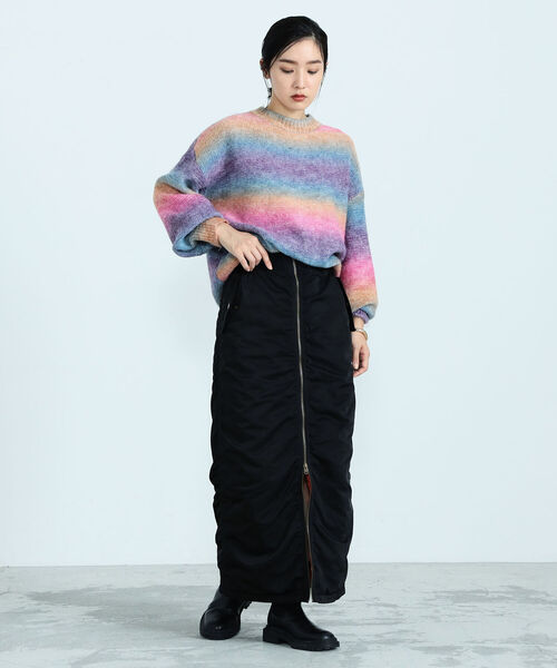 fredy emue（フレディエミュ）の「グラデーションニットプルオーバー（ニット/セーター・レディース・イエロー/ブルー/マルチ・38）」の5枚目の写真