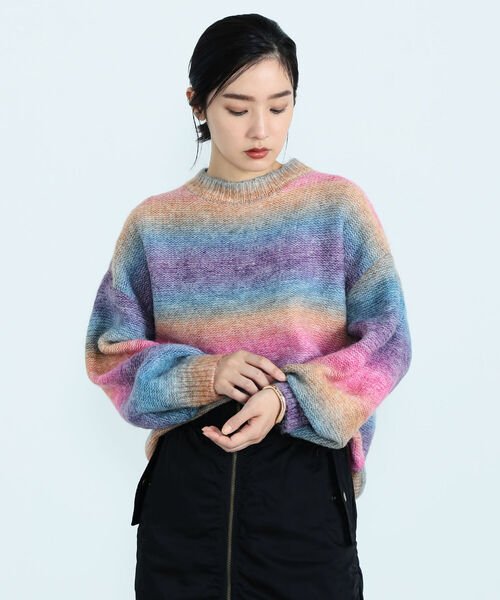 fredy emue（フレディエミュ）の「グラデーションニットプルオーバー（ニット/セーター・レディース・イエロー/ブルー/マルチ・38）」の10枚目の写真