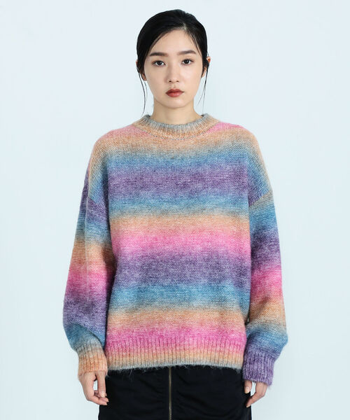 fredy emue（フレディエミュ）の「グラデーションニットプルオーバー（ニット/セーター・レディース・イエロー/ブルー/マルチ・38）」の15枚目の写真