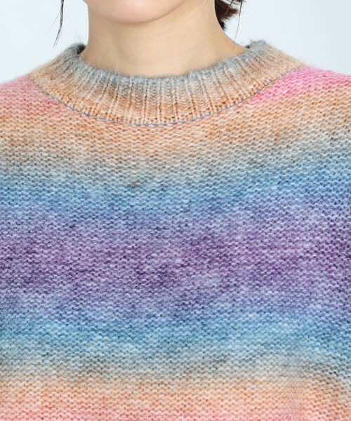 fredy emue（フレディエミュ）の「グラデーションニットプルオーバー（ニット/セーター・レディース・イエロー/ブルー/マルチ・38）」の18枚目の写真