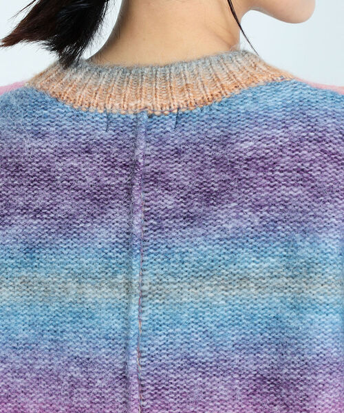 fredy emue（フレディエミュ）の「グラデーションニットプルオーバー（ニット/セーター・レディース・イエロー/ブルー/マルチ・38）」の19枚目の写真