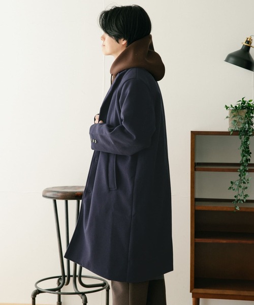 ITEMS URBANRESEARCH（アイテムズ アーバンリサーチ）の「ウールライクメルトン チェスターコート（チェスターコート・メンズ・チャコールグレー/ブラック/ネイビー・MEDIUM/LARGE）」の4枚目の写真