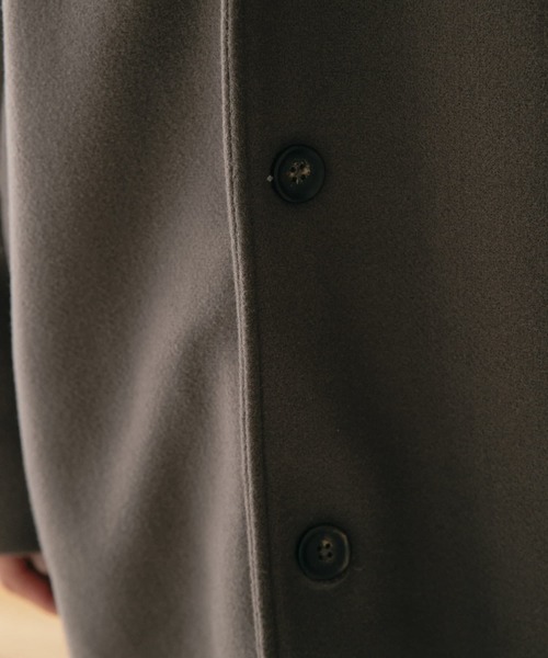 ITEMS URBANRESEARCH（アイテムズ アーバンリサーチ）の「ウールライクメルトン チェスターコート（チェスターコート・メンズ・チャコールグレー/ブラック/ネイビー・MEDIUM/LARGE）」の21枚目の写真