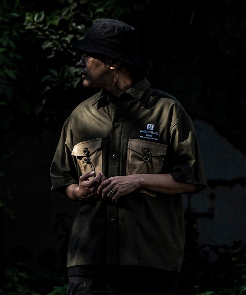 NineMicrophones(ナインマイクロフォンズ)の「ENVELOPE MILITARY SHIRT(シャツ/ブラウス・メンズ・ブラック/カーキ・LARGE/X-LARGE/MEDIUM)」の10枚目の写真