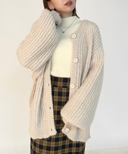 Heather(ヘザー)の「AZATOクルーカーディガン 179545(カーディガン/ボレロ・レディース・ベージュ/ピンク/アイボリー/ブルー/チャコールグレー・FREE)」の10枚目の写真