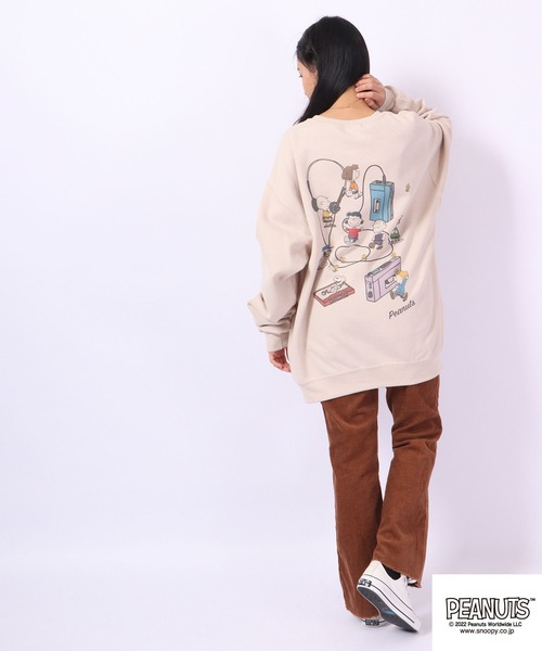 PEANUTS（ピーナッツ）の「PEANUTS スヌーピー 裏起毛 スウェット トレーナー レトロ柄（スウェット・レディース・ホワイト系その他/ベージュ系その他/ホワイト/ベージュ・M/LL/L/S）」の17枚目の写真