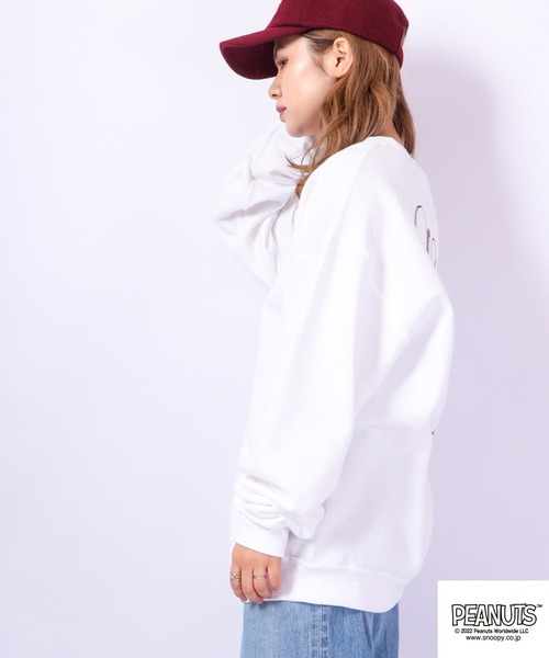 PEANUTS（ピーナッツ）の「PEANUTS スヌーピー 裏起毛 スウェット トレーナー レトロ柄（スウェット・レディース・ホワイト系その他/ベージュ系その他/ホワイト/ベージュ・M/LL/L/S）」の5枚目の写真