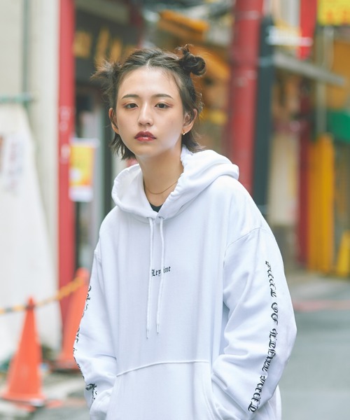 Leyline(レイライン)の「【Leyline】Black letter parka(パーカー・メンズ・ホワイト/ブラック・MEDIUM/LARGE)」の1枚目の写真