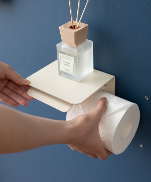 東京家具（トウキョウカグ）の「【HEIM】トイレットペーパーホルダー/1個用（バス/トイレグッズ・レディース・ブラック/ホワイト・FREE）」の4枚目の写真