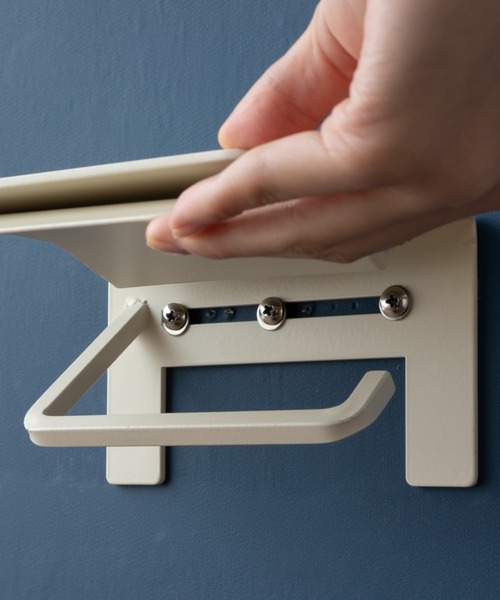 東京家具（トウキョウカグ）の「【HEIM】トイレットペーパーホルダー/1個用（バス/トイレグッズ・レディース・ブラック/ホワイト・FREE）」の6枚目の写真