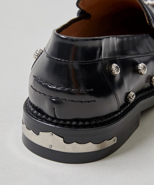 TOGA PULLA（トーガ　プルラ）の「【TOGA PULLA / トーガプルラ】loafer　BLACK POLIDO / スタッズローファー（ローファー・レディース・ブラック・36/37/38）」の4枚目の写真