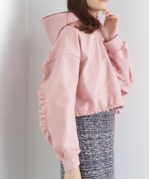 JILL STUART(ジルスチュアート)の「◆エフィーショートスウェットシャツ(パーカー・レディース・ブラック/ピンク・FREE)」の2枚目の写真