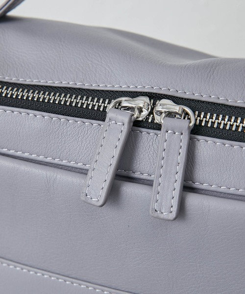 ear PAPILLONNER（イアパピヨネ）の「【牛革】レザーボックス