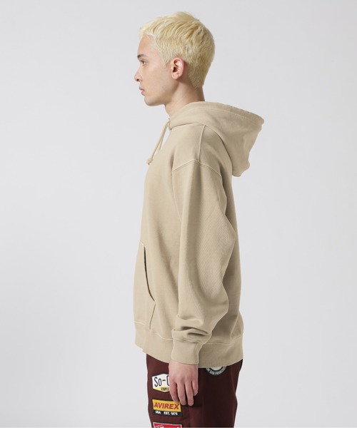 AVIREX（アヴィレックス）の「【DAILY】FADE WASH PULL OVER PARKA / フェード ウォッシュ プルオーバー パーカー / AVIREX / アヴィレックス（パーカー・メンズ・オリーブ系/グレー系その他3/オレンジ/チャコール・L/M/2XL/XL）」の7枚目の写真