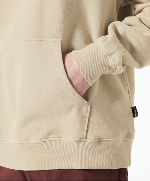 AVIREX（アヴィレックス）の「【DAILY】FADE WASH PULL OVER PARKA / フェード ウォッシュ プルオーバー パーカー / AVIREX / アヴィレックス（パーカー・メンズ・オリーブ系/グレー系その他3/オレンジ/チャコール・L/M/2XL/XL）」の11枚目の写真