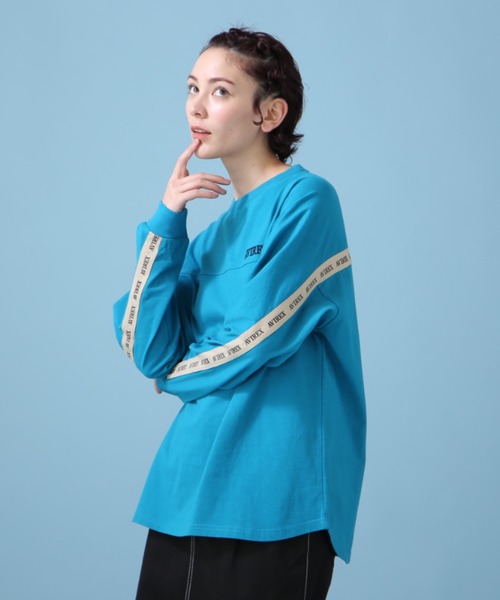 AVIREX(アヴィレックス)の「《WEB&DEPOT限定》BACK LOGO TAPE TOPS/ バックロゴテープ トップス(Tシャツ/カットソー・レディース・オフホワイト/エメラルド/ネイビー・FREE)」の3枚目の写真