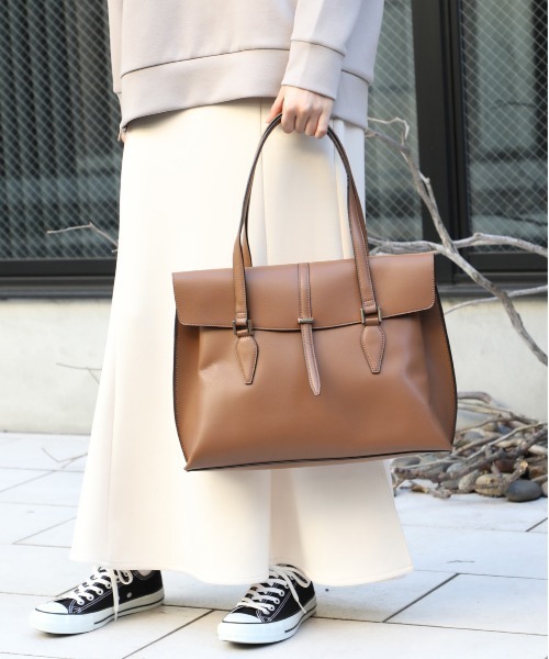MIAN （ミアン）の「【MIAN】２部屋Ａ4トートバッグ CATTLEYA 2211-236-1（トートバッグ・レディース・ブラック/ワイン/グレイッシュベージュ/ダークグリーン/グレー/ダークブラウン・FREE）」の3枚目の写真