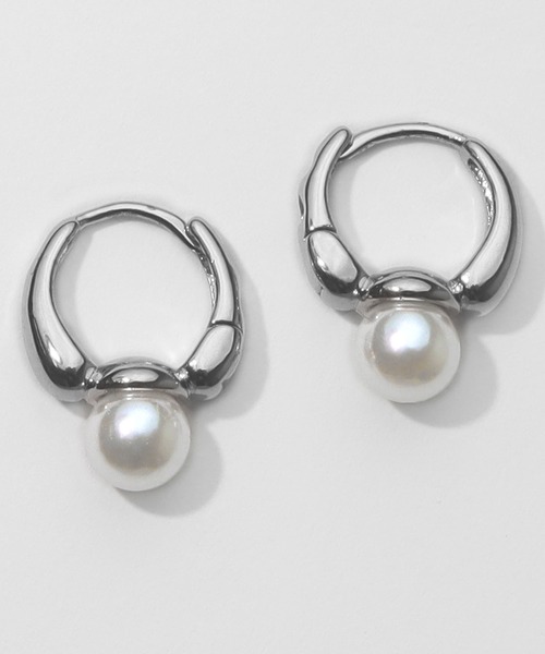 blackdia ocean(ブラックダイヤオーシャン)の「blackdia ocean フープパールピアス(ピアス(両耳用)・レディース・ピンクゴールド/シルバー/ゴールド・FREE)」の4枚目の写真
