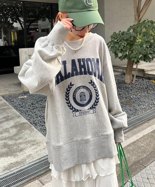 CIAOPANIC(チャオパニック)の「ビッグカレッジロゴスウェット(スウェット・レディース・グレー/オフホワイト/ブルー・FREE)」の20枚目の写真