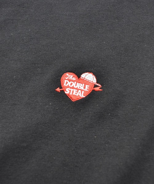DOUBLE STEAL(ダブルスティール)の「ハート刺繍 Tシャツ(Tシャツ/カットソー・メンズ・ホワイト系その他/ライトカーキ/ホワイト/ライトブルー/ブラック・MEDIUM/LARGE/X-LARGE)」の7枚目の写真