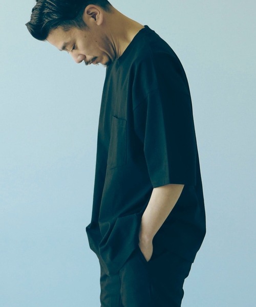 B:MING by BEAMS（ビーミングバイビームス）の「【WEB限定/UNISEX】B:MING by BEAMS / ヘビーウェイト クルーネック ビッグ Tシャツ（Tシャツ/カットソー・メンズ・オフホワイト/ブラック/ブルー系その他/オレンジ/ライトグレー/ブラウン系その他5・MEDIUM/LARGE/X-LARGE）」の19枚目の写真