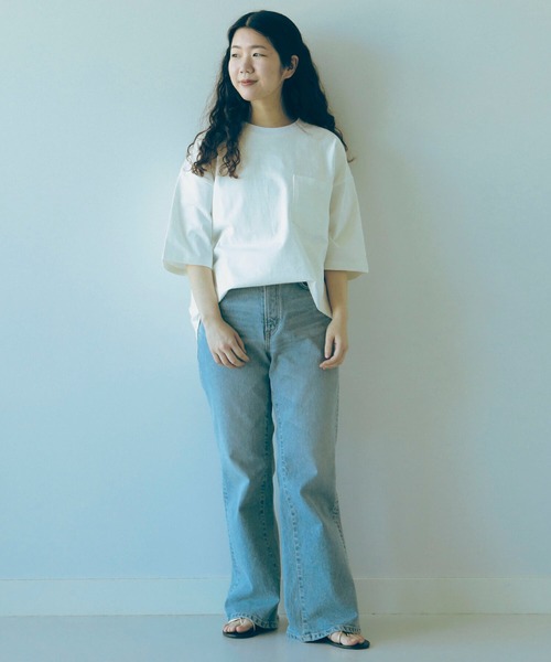 B:MING by BEAMS（ビーミングバイビームス）の「【WEB限定/UNISEX】B:MING by BEAMS / ヘビーウェイト クルーネック ビッグ Tシャツ（Tシャツ/カットソー・メンズ・オフホワイト/ブラック/ブルー系その他/オレンジ/ライトグレー/ブラウン系その他5・MEDIUM/LARGE/X-LARGE）」の13枚目の写真