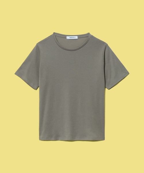 FOREVER 21（フォーエバー トゥエンティーワン）の「【BASIC】シンプルカットTシャツ（Tシャツ/カットソー・レディース・ブラック/グレー/オフホワイト・MEDIUM/SMALL）」の6枚目の写真