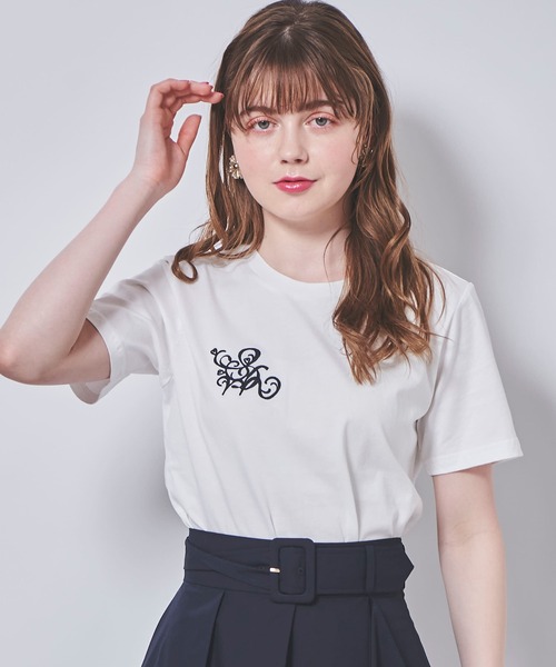 31 Sons de mode(トランテアン ソン ドゥ モード)の「オリジナルロゴ刺繍Tシャツ(Tシャツ/カットソー・レディース・オフホワイト/ピンク/ネイビー・36)」の2枚目の写真