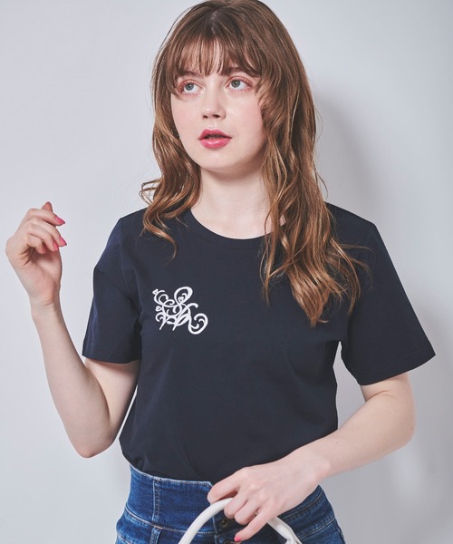 31 Sons de mode(トランテアン ソン ドゥ モード)の「オリジナルロゴ刺繍Tシャツ(Tシャツ/カットソー・レディース・オフホワイト/ピンク/ネイビー・36)」の17枚目の写真