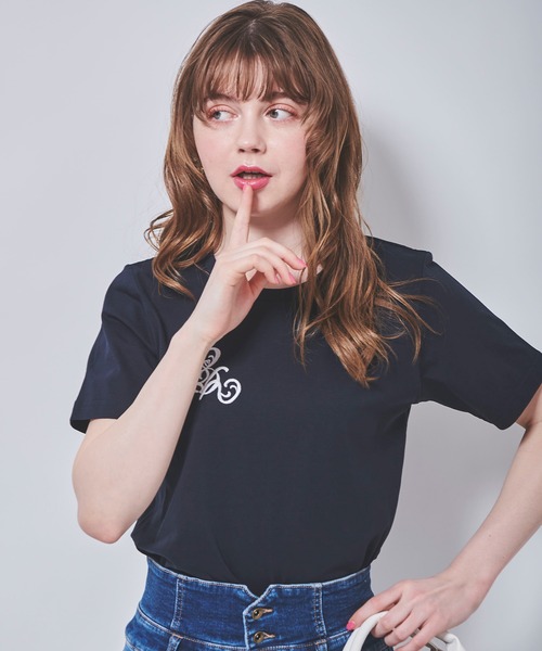 31 Sons de mode(トランテアン ソン ドゥ モード)の「オリジナルロゴ刺繍Tシャツ(Tシャツ/カットソー・レディース・オフホワイト/ピンク/ネイビー・36)」の21枚目の写真