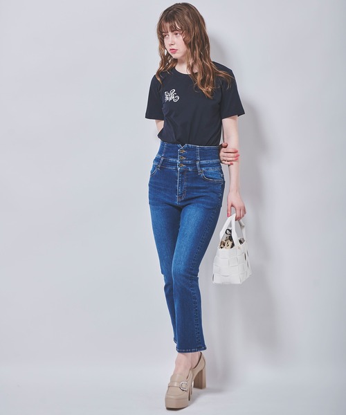 31 Sons de mode(トランテアン ソン ドゥ モード)の「オリジナルロゴ刺繍Tシャツ(Tシャツ/カットソー・レディース・オフホワイト/ピンク/ネイビー・36)」の14枚目の写真