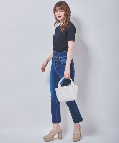 31 Sons de mode(トランテアン ソン ドゥ モード)の「オリジナルロゴ刺繍Tシャツ(Tシャツ/カットソー・レディース・オフホワイト/ピンク/ネイビー・36)」の6枚目の写真