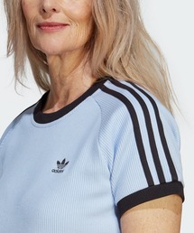 アディカラー クラシックス ワッフル スリーストライプス スリム半袖Tシャツ adidas（アディダス）の「アディカラー クラシックス ワッフル スリー