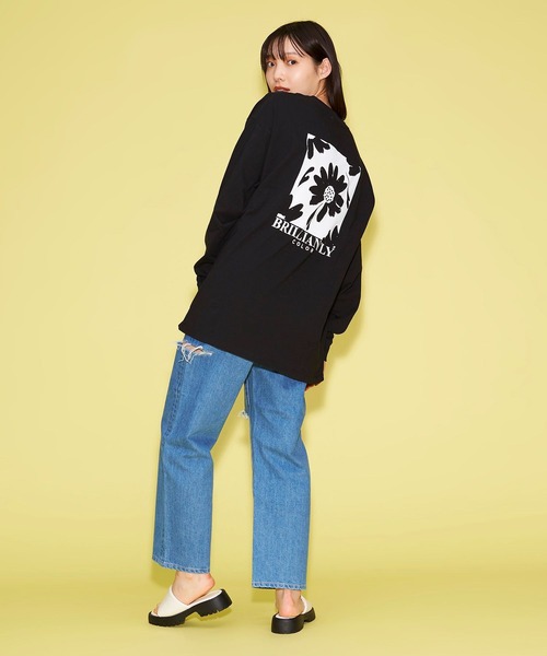 FOREVER 21（フォーエバー トゥエンティーワン）の「BACKプリントロンTEE（Tシャツ/カットソー・レディース・ブルー/グリーン/ブラック/ホワイト・MEDIUM/SMALL）」の9枚目の写真