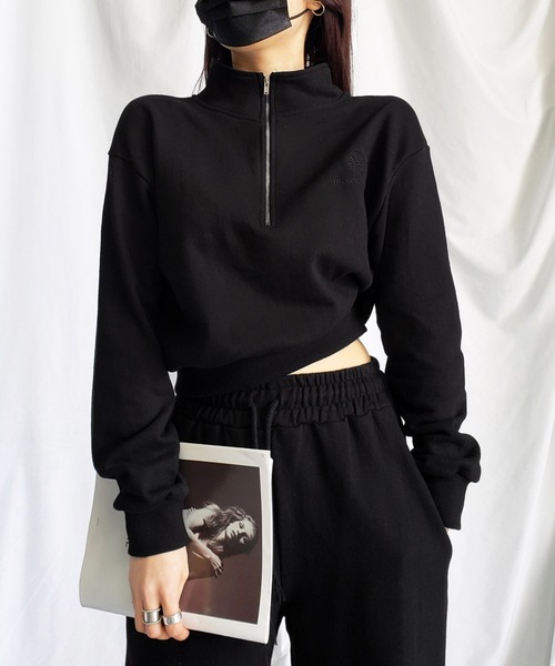 me+em select(ミームセレクト)の「※※【 セットアップ対応 】me+em select mini logo half zip short sweat / ミームセレクトミニロゴ刺繍ハーフジップショートスウェット【 韓国製 】(スウェット・レディース・ブラック/グレー/ピンク/ベージュ・FREE)」の17枚目の写真