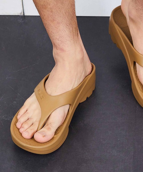 TELIC(テリック)の「TELIC/テリック W- FLIP FLOP サンダル(サンダル・メンズ・アイボリー/キャメル/ブラック/ネイビー・L/XS/XL/ML/M/S)」の4枚目の写真