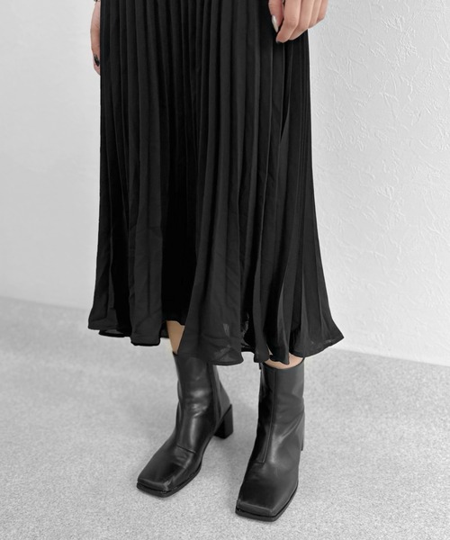 LVEU.（ラブユ.）の「【ZOZOTOWN限定】Pleated shirt one-piece / プリーツシャツワンピース（シャツワンピース・レディース・ブラック・FREE）」の15枚目の写真