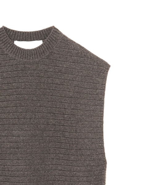TICCA（ティッカ）の「TICCA ノースリーブベスト（ニット/セーター・レディース・モカ/チャコール・FREE）」の4枚目の写真