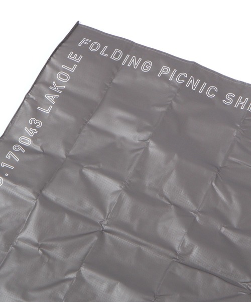 LAKOLE（ラコレ）の「コンパクトレジャーシート / 187425（アウトドアグッズ・レディース・ベージュ/チャコール/アイボリー・FREE）」の7枚目の写真