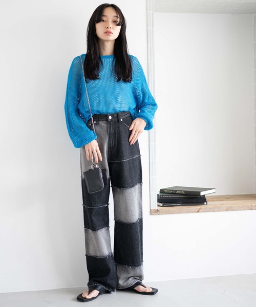 WEGO（ウィゴー）の「WEGO/パッチワークローライズデニムパンツ（デニムパンツ・レディース・インディゴブルー/ブラック・SMALL/MEDIUM）」の12枚目の写真